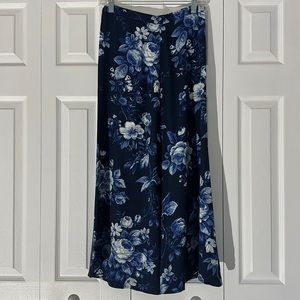 Reformation maxi skirt with zip closure
